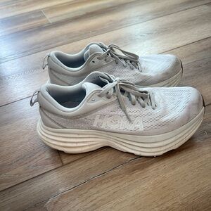 Hoka Bondi 8